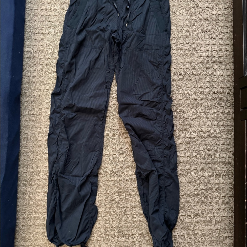 Lululemon Athletica Black Cargo Pants with Elastic Cuffs